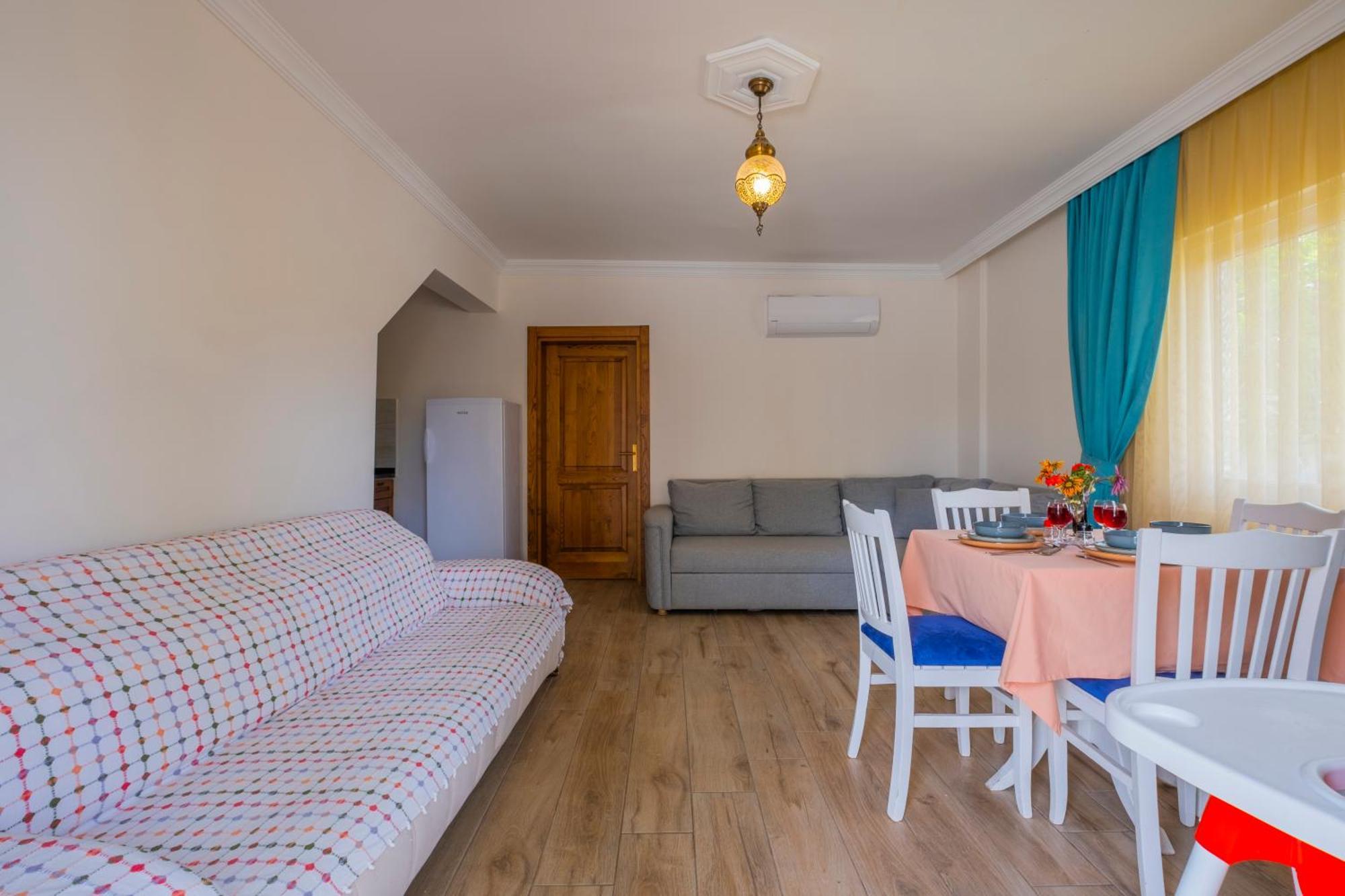 Infinity Lily Apartments Φετιγιέ Δωμάτιο φωτογραφία